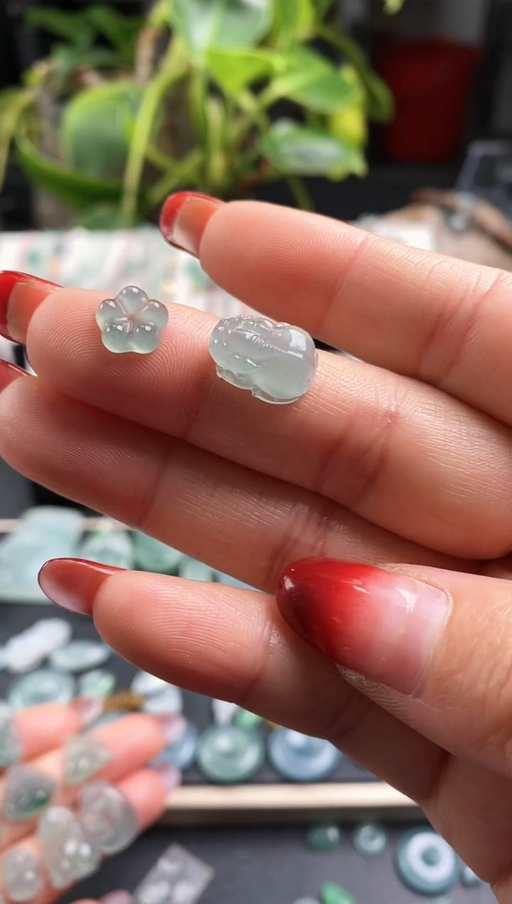 【闪购商品】翡翠散珠貔貅+小花