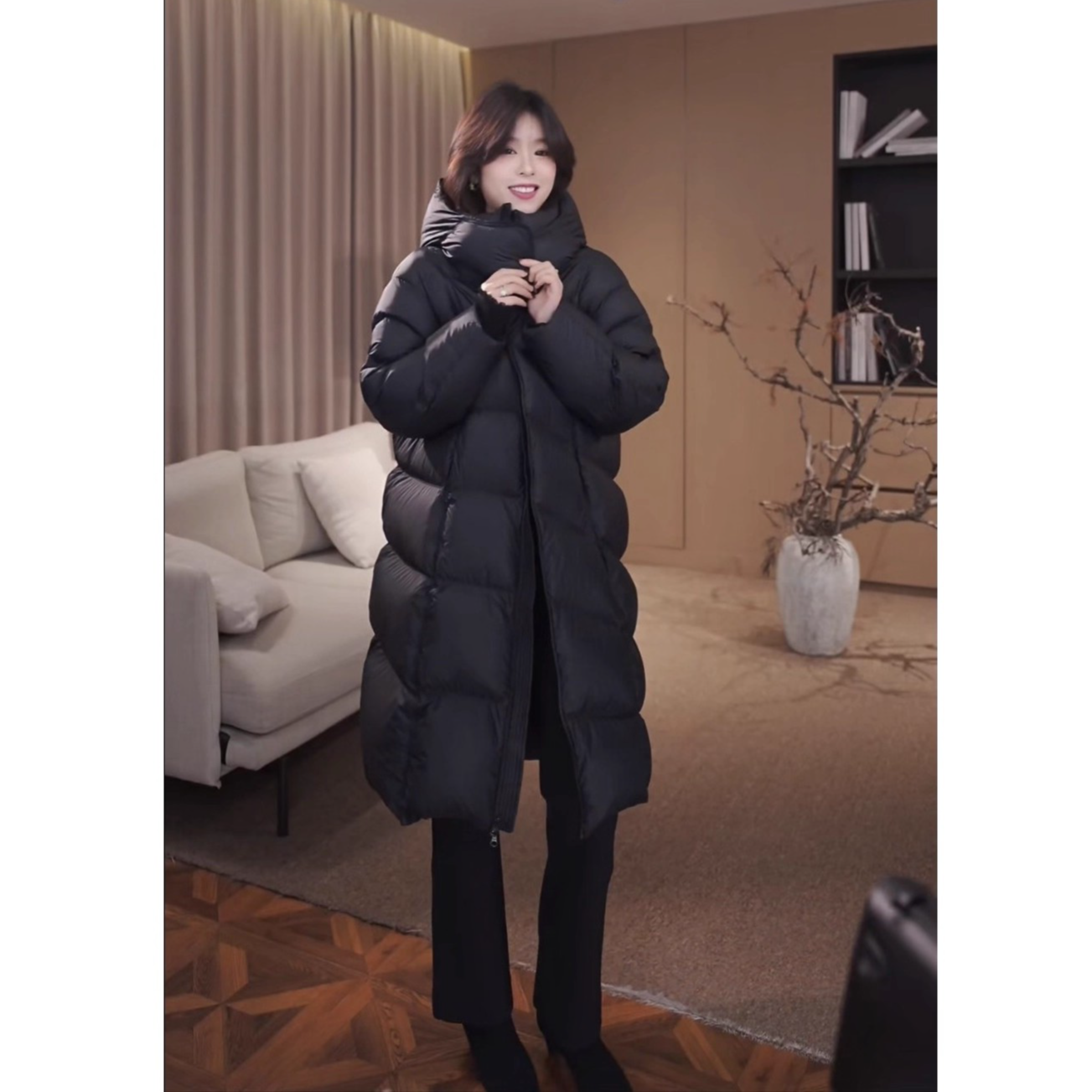 广州琴姐【大被子】95白鸭绒潮流时尚保暖连帽中长款羽绒服女冬0861