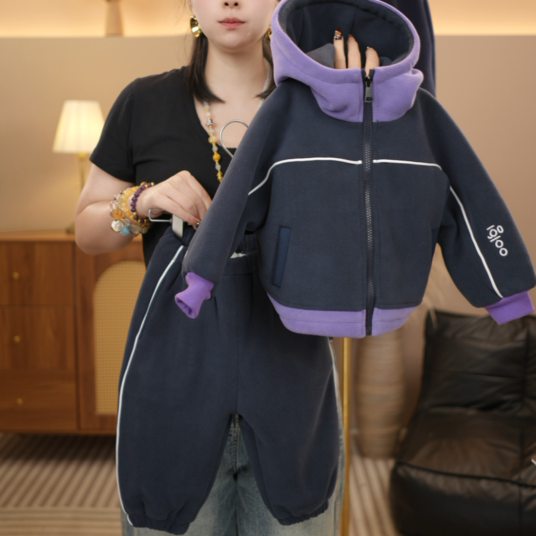 【与里】2025秋冬新品加绒男童洋气紫色拼接线条时尚字母奥粒绒外套