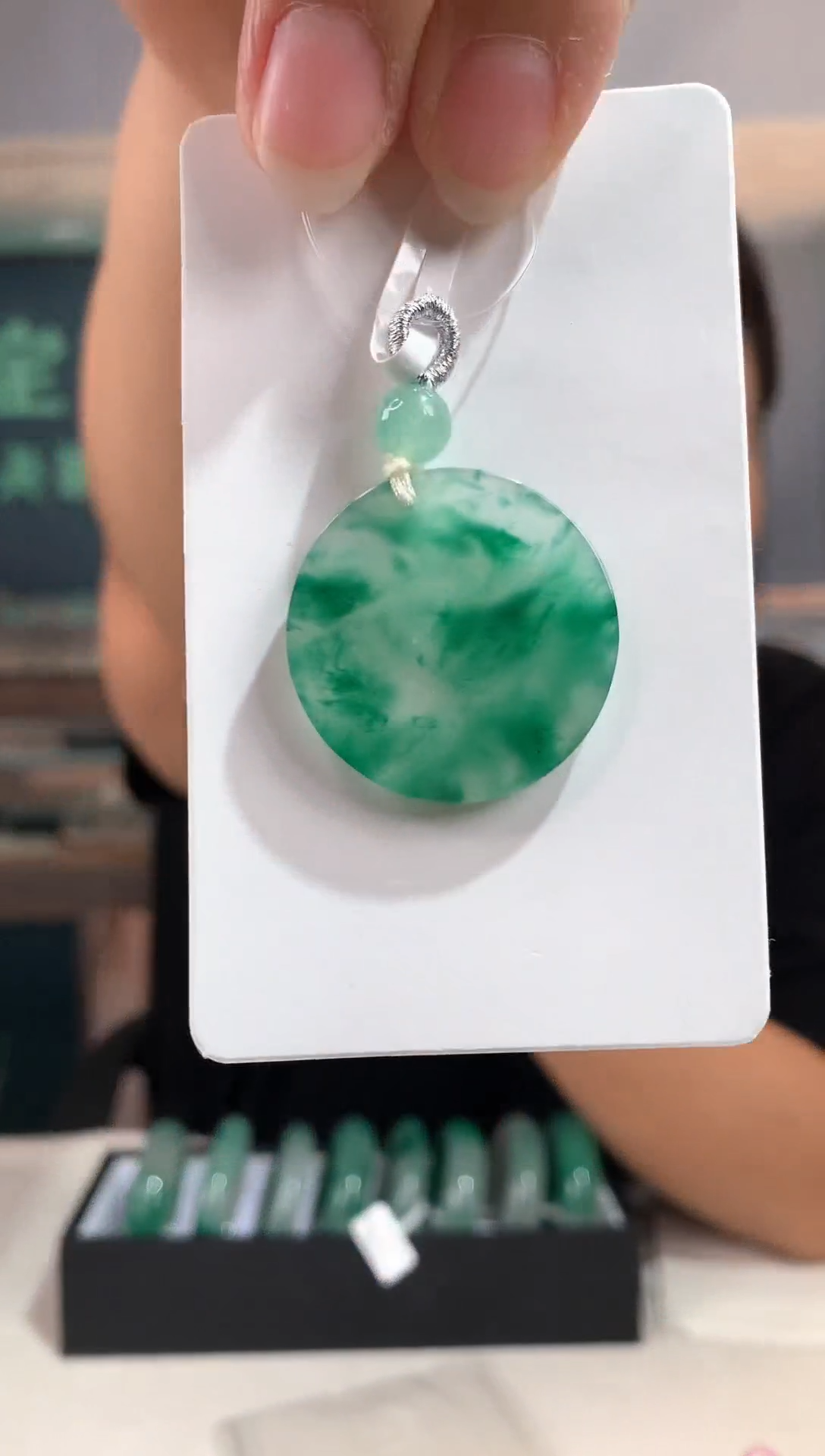 未镶嵌吊坠石英质玉（非洲翠）精品非洲翠吊坠