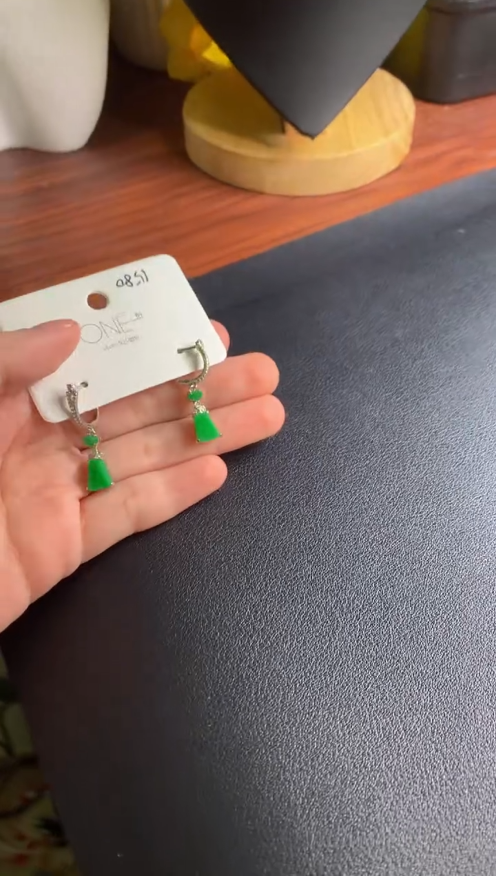 翡翠银S925镶嵌耳饰翡翠