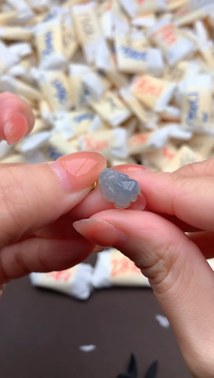 【闪购商品】翡翠挂件未镶嵌   一