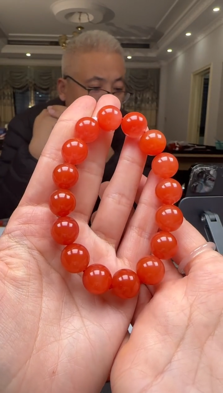 【闪购商品】南红玛瑙13mm保山手串圆珠未镶嵌多样性发一件