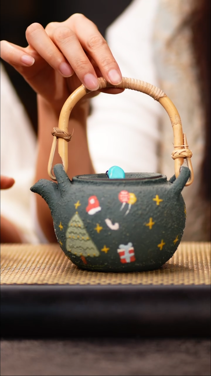 ZCY98老紫泥 绿泥粉浆 圣诞提梁