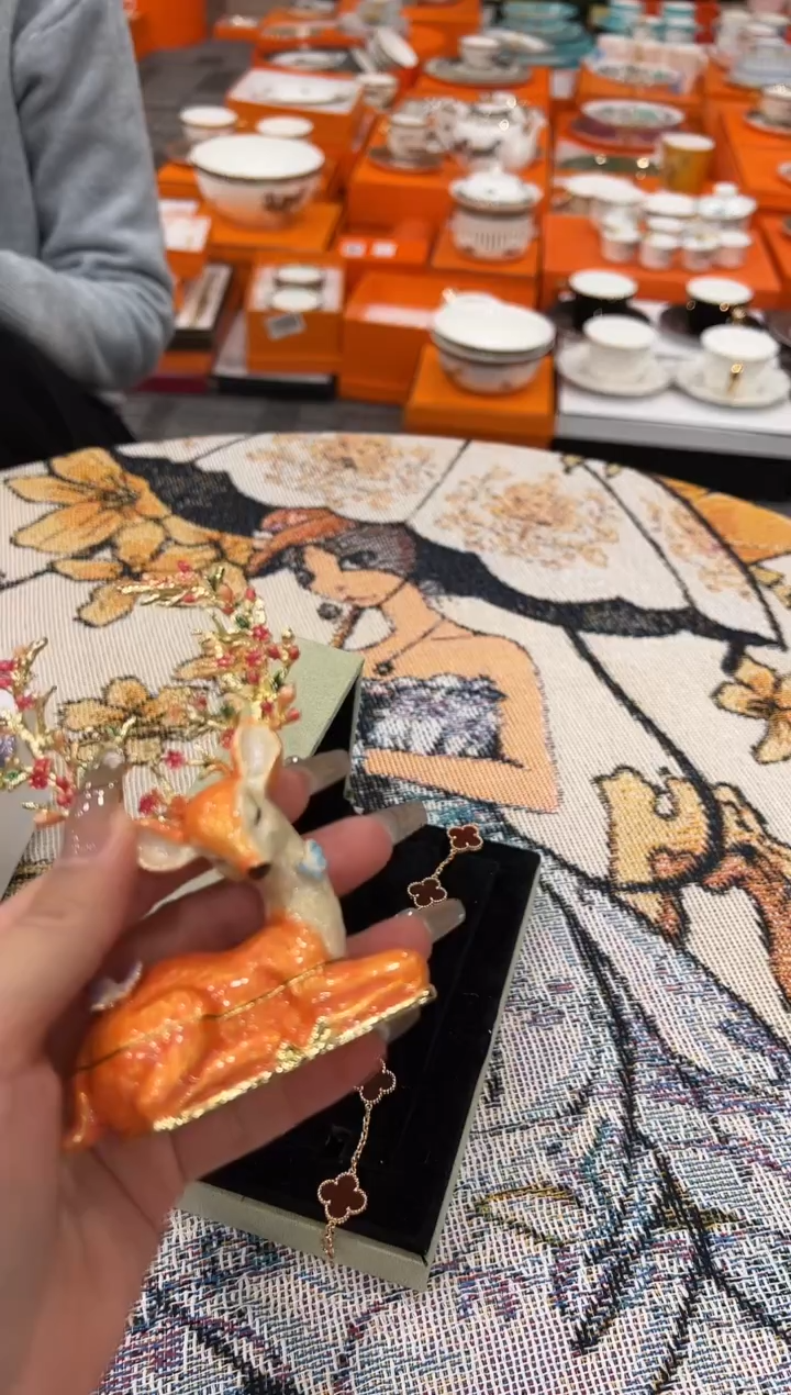 【闪购商品】杯H853--------------