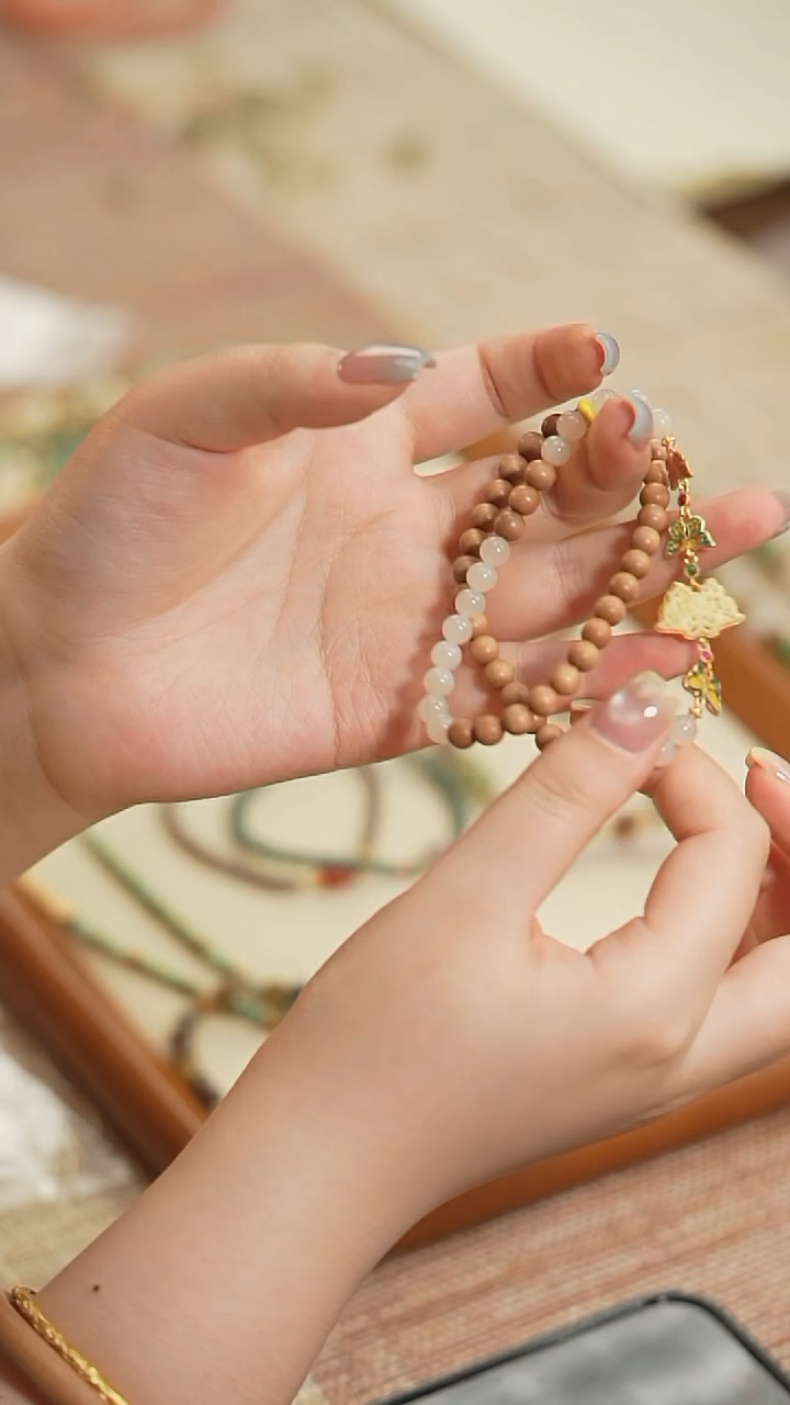 檀香木手串/手链孤品！老山檀 蝴蝶 双圈手链