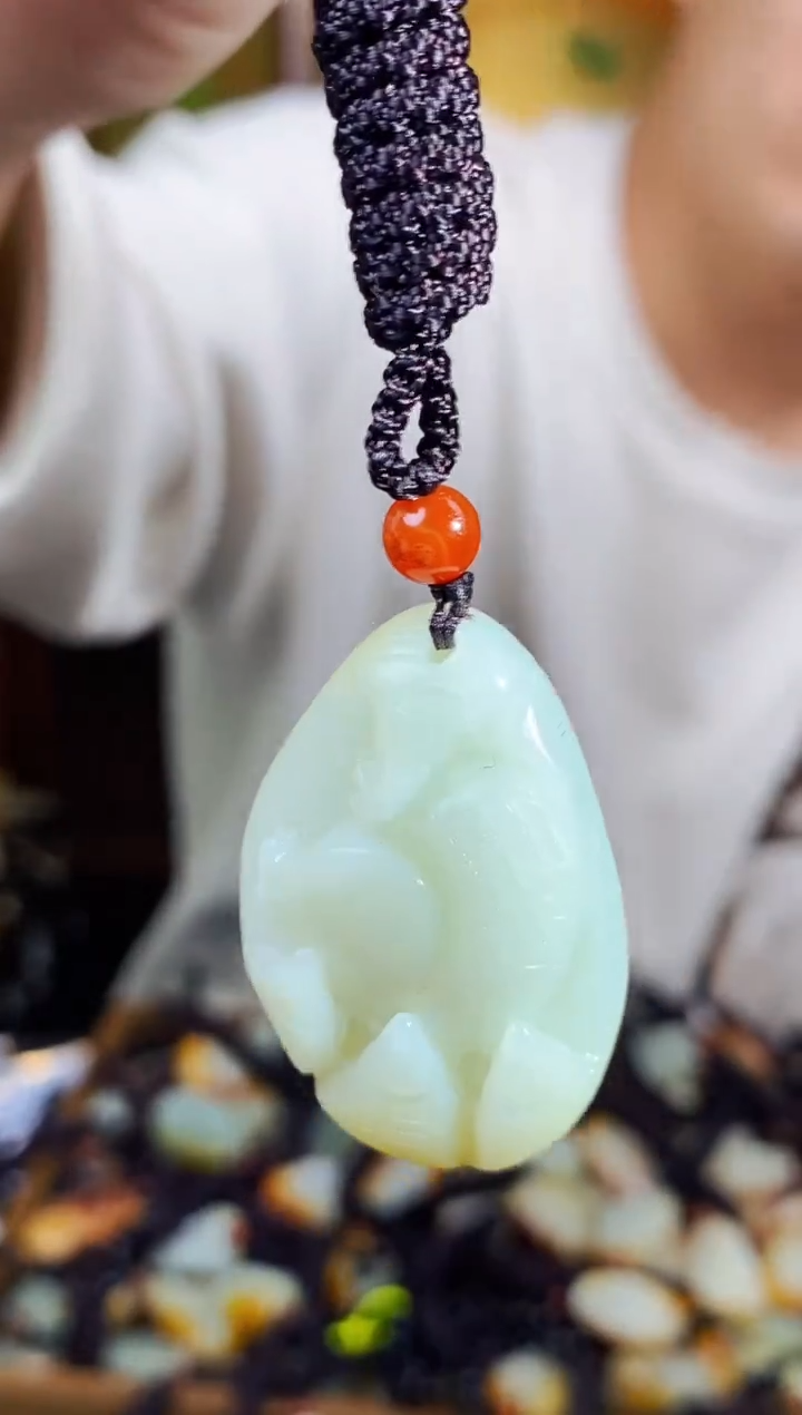 【闪购商品】和田玉颈饰未镶嵌1