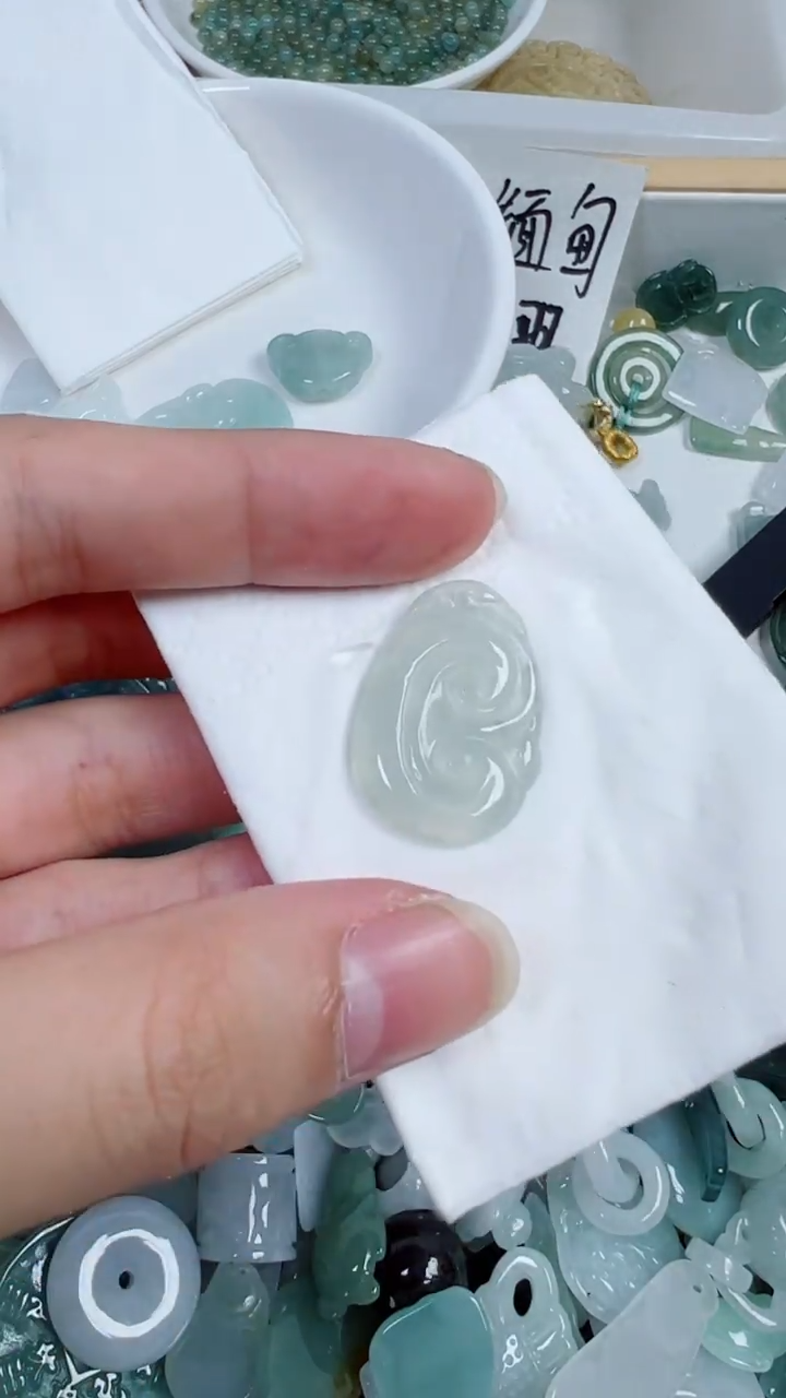 散珠翡翠252号链接，A货翡翠