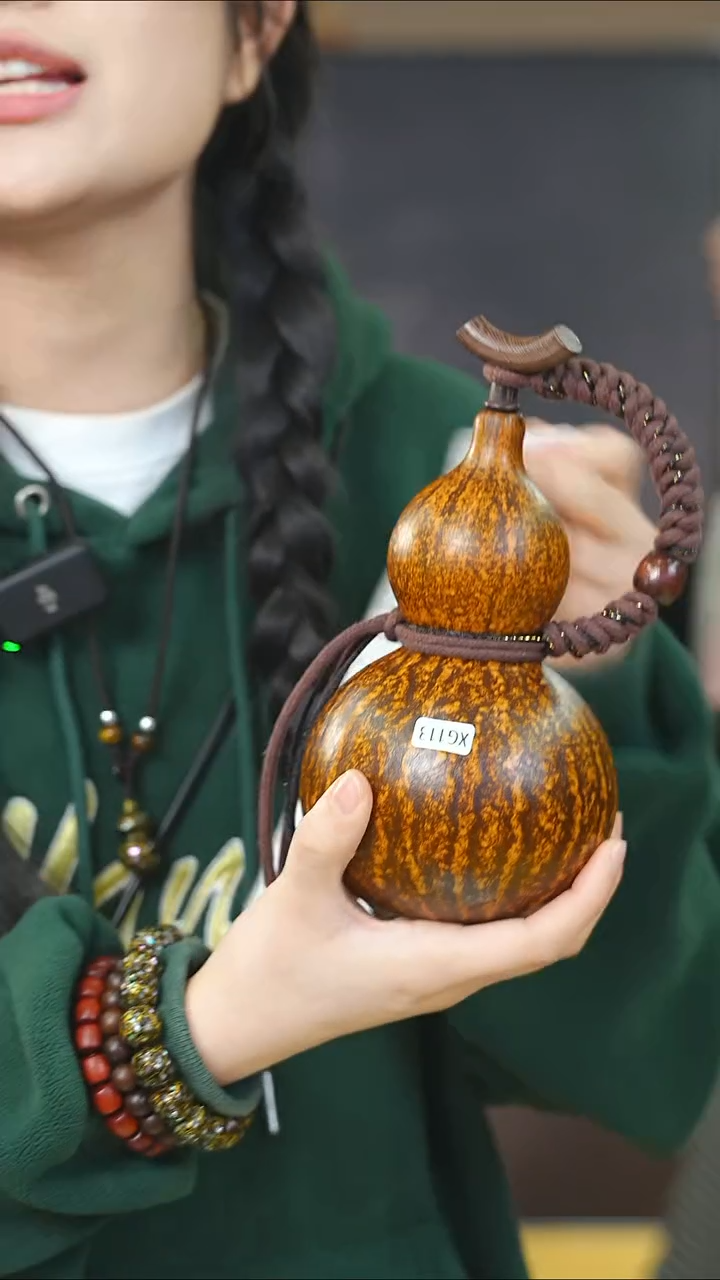 【闪购商品】XG113大漆酒葫芦不包手串及旋转底座