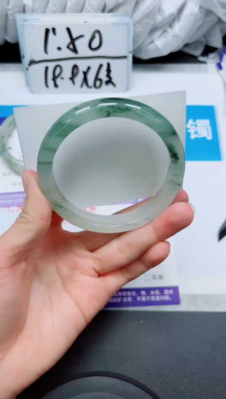 【闪购商品】石英质玉手镯未镶嵌287