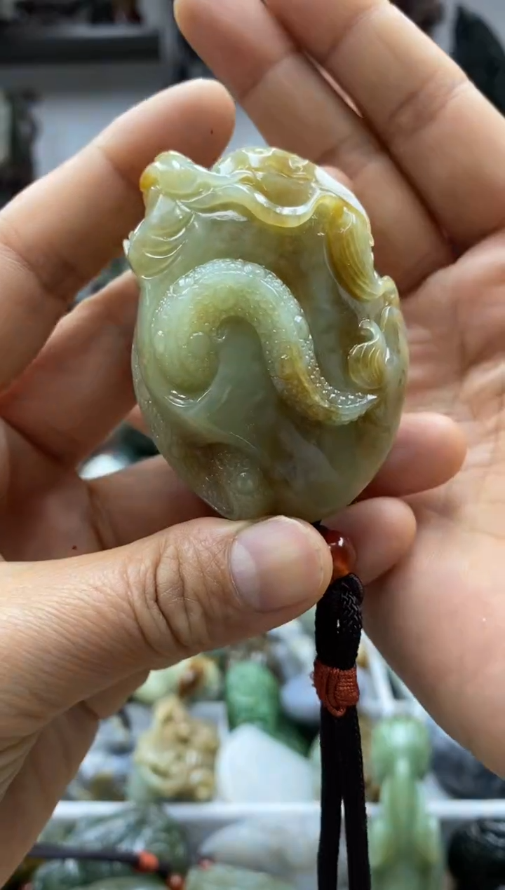 和田玉未镶嵌把件1