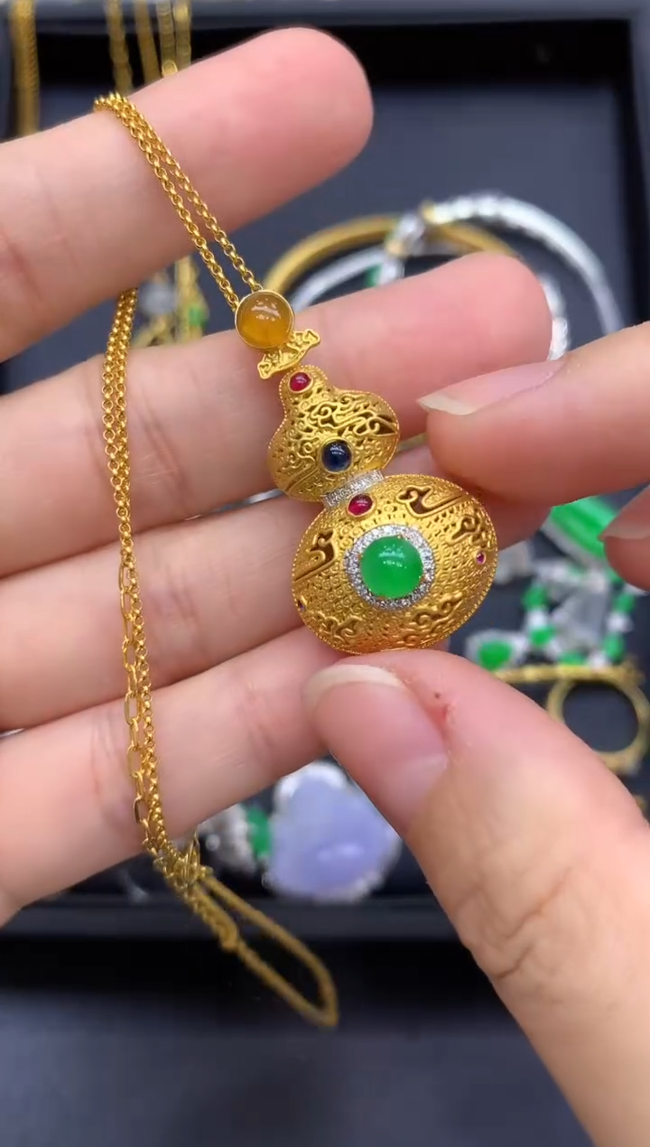 颈饰18K金镶嵌翡翠T***?628-中国好珍宝