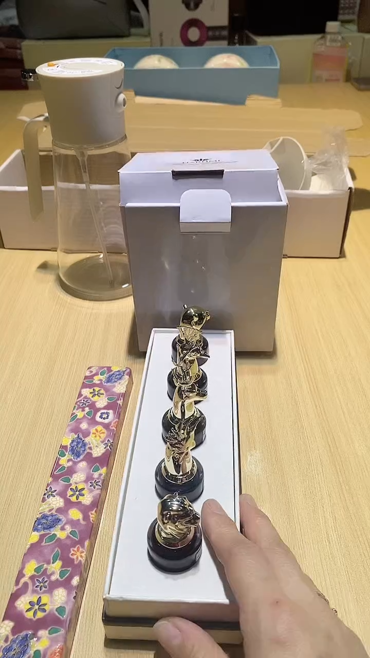 【闪购商品】瓷片锅碗瓢盆一件不剩