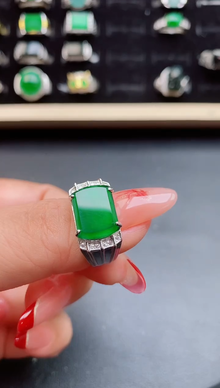 【闪购商品】翡翠戒指银S925镶嵌508550