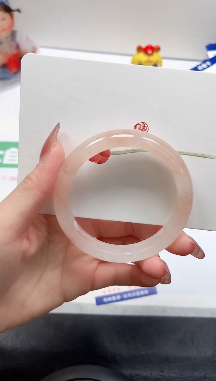 【闪购商品】石英质玉手镯未镶嵌194-58多样性发货