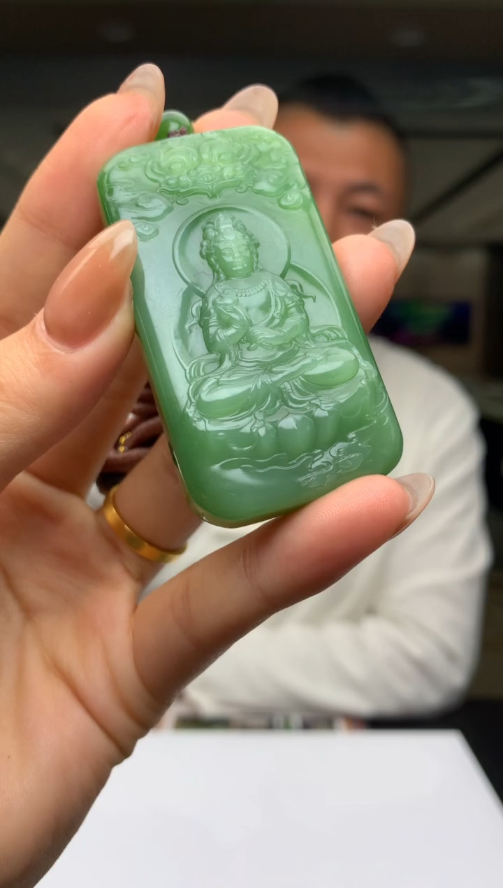 【闪购商品】定制和田玉Boss阳天然和田玉（拍一发一）