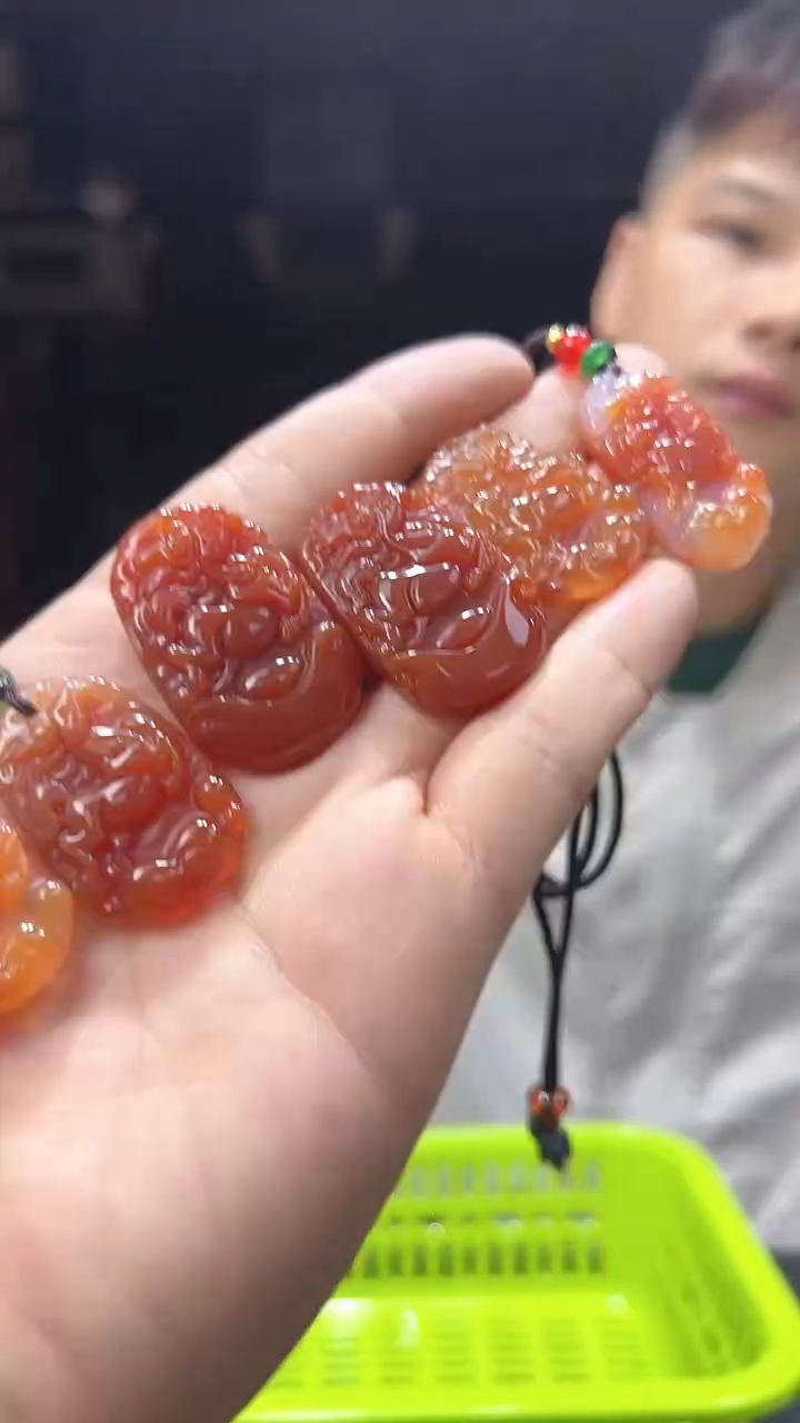 未镶嵌颈饰玛瑙/玉髓115多样性发一