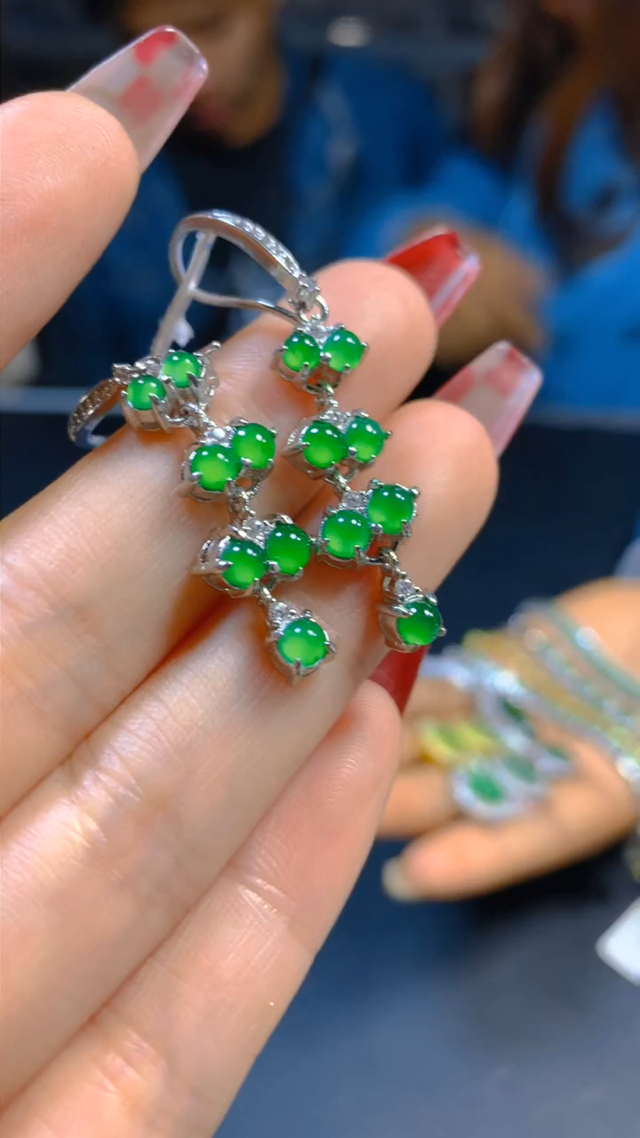 【闪购商品】翡翠耳饰未镶嵌0514926811多样性发一