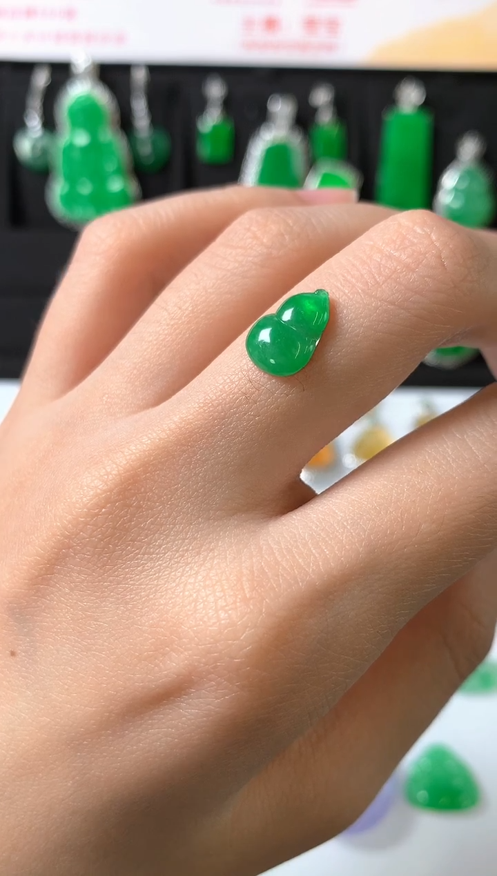 未镶嵌定制翡翠裸石（镶嵌定制）