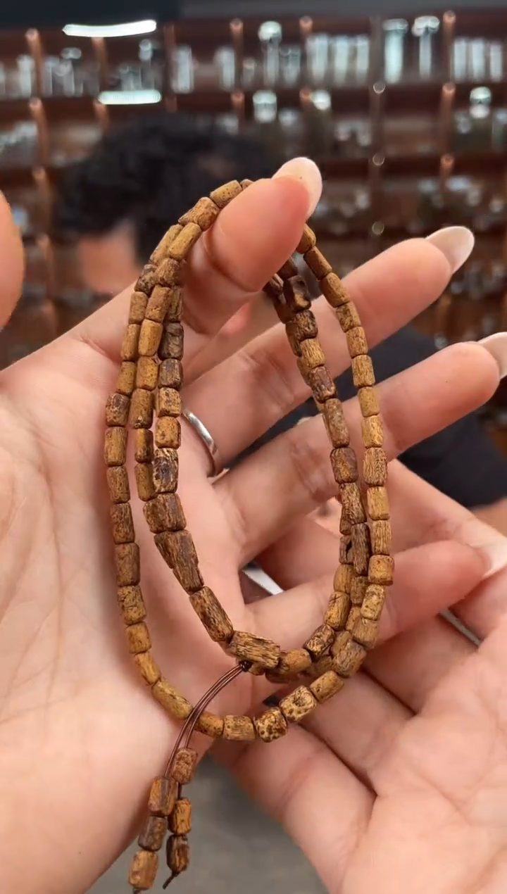 【闪购商品】沉香手串67号惠安红土多样性发一条