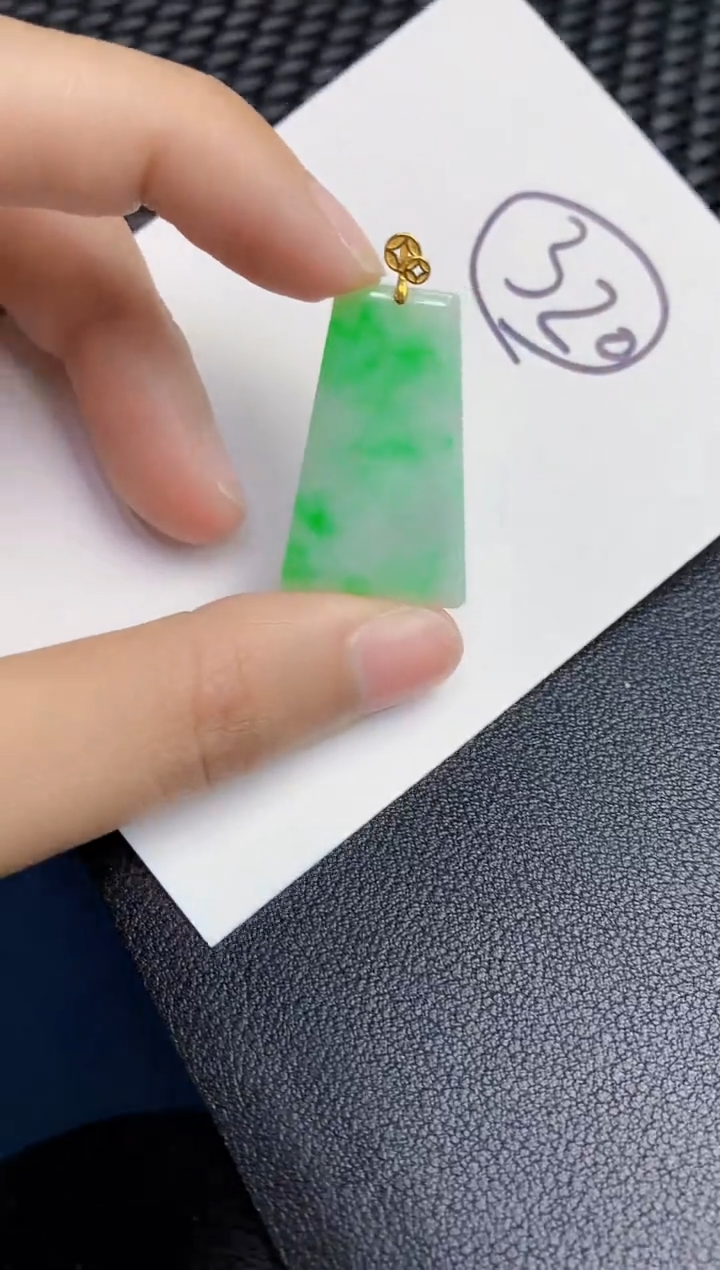 【闪购商品】翡翠颈饰18K金镶嵌000000000