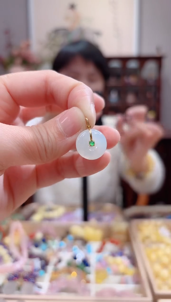 【闪购商品】翡翠颈饰18K金镶嵌设计款珠串