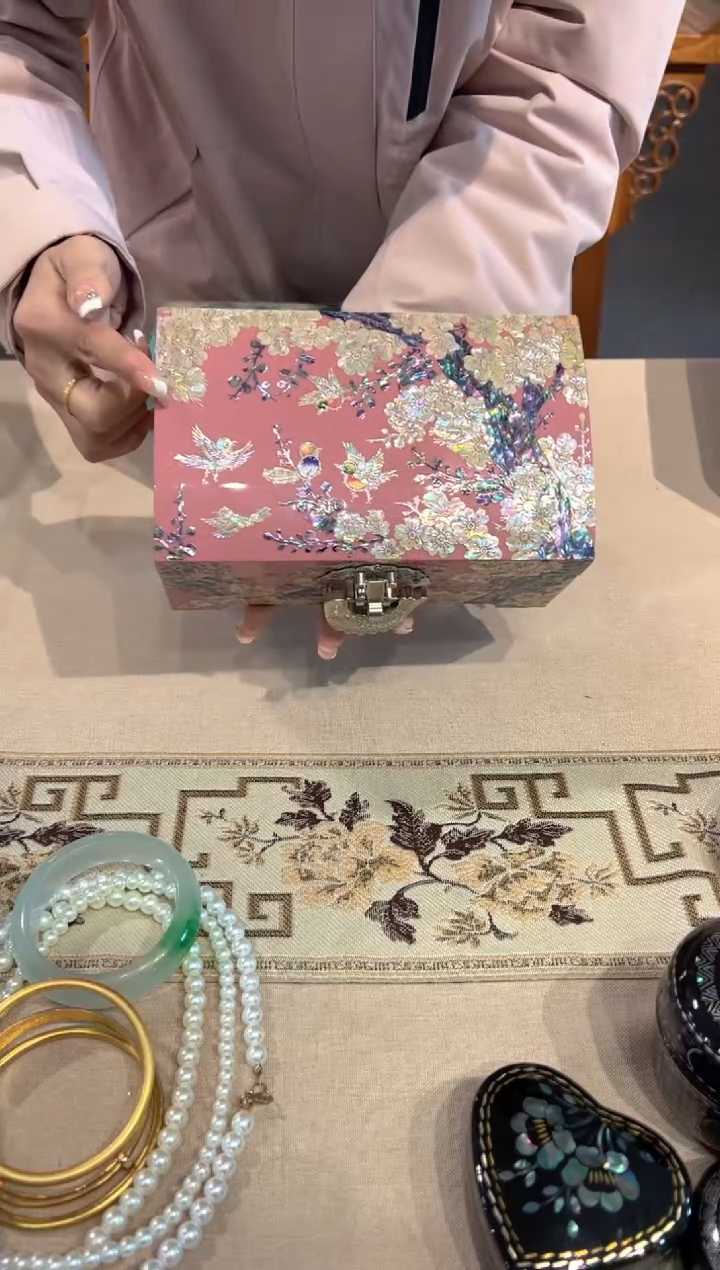 【闪购商品】鱼锁全贝底·弘贝雅螺钿漆器文化馆