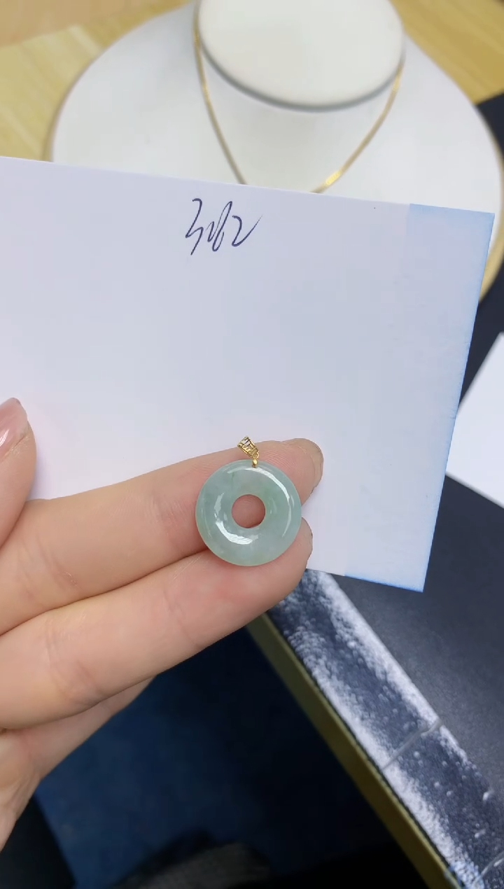 【闪购商品】翡翠挂件18K金镶嵌 天然翡翠A货