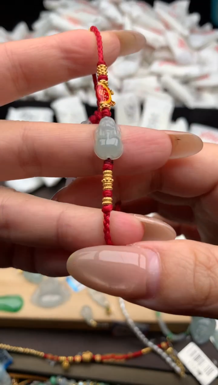 【闪购商品】翡翠手绳未镶嵌   一