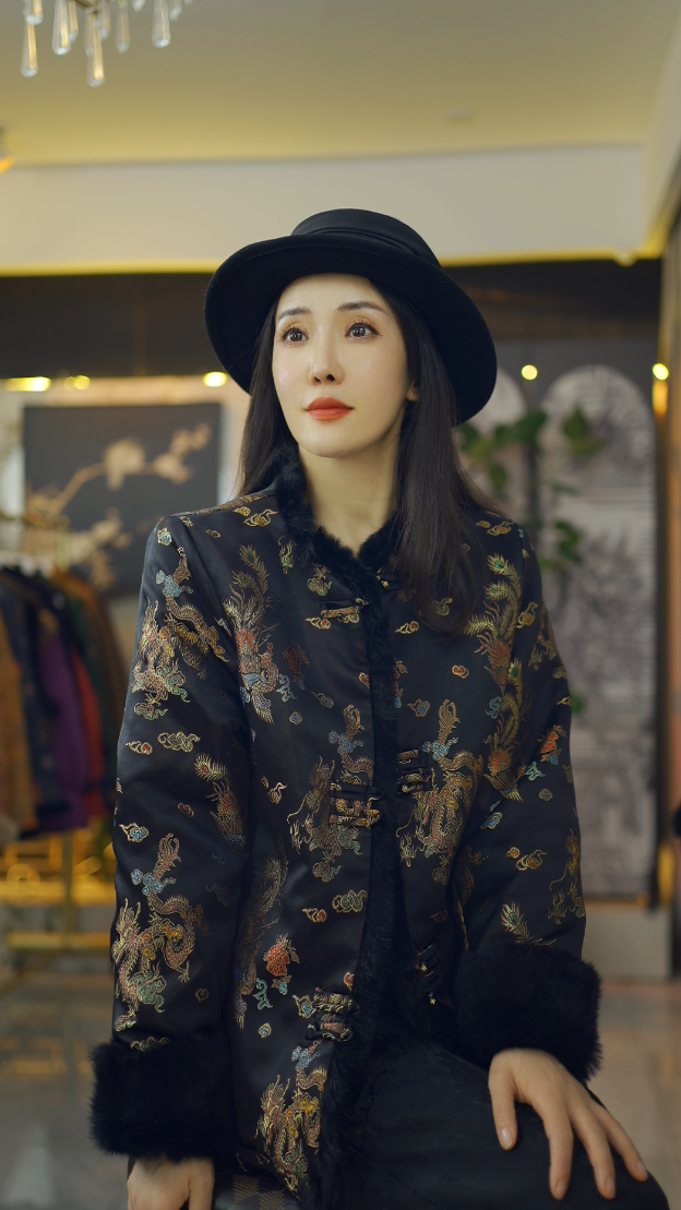 （范思）新中式冬款国风立领短款上衣