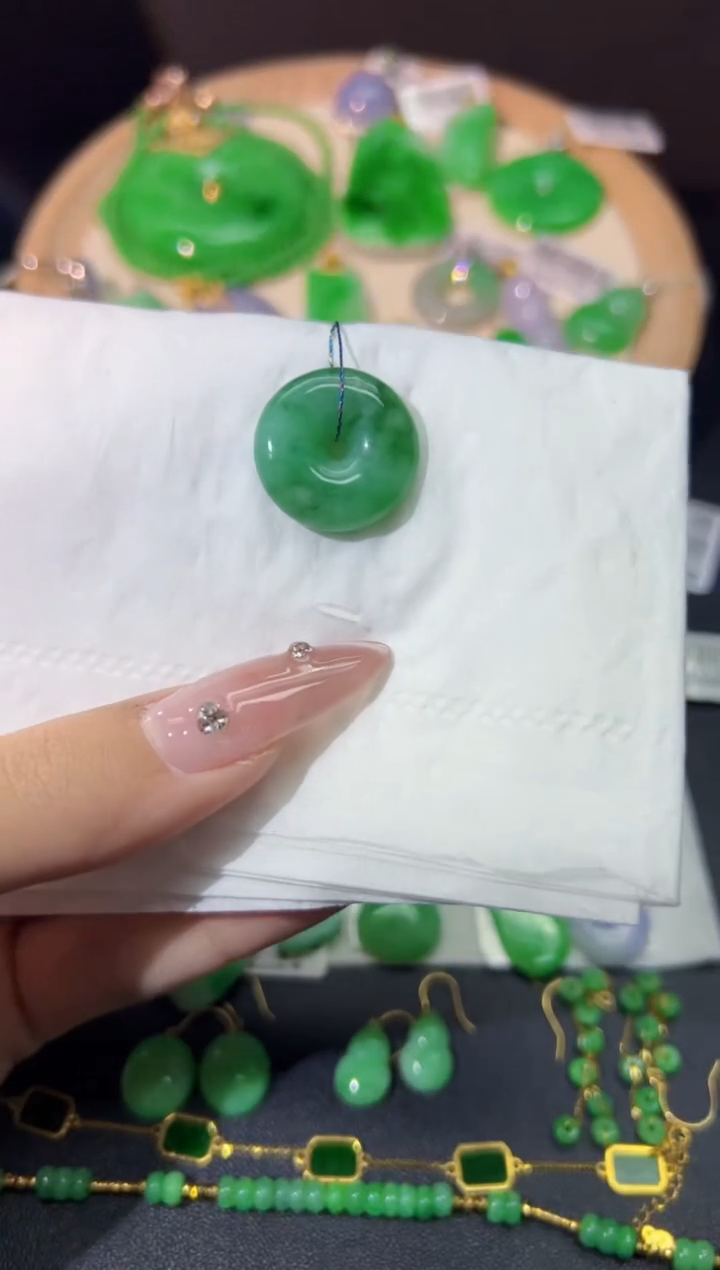 【闪购商品】翡翠颈饰18K金镶嵌Y缅料A货/支持复检/一件