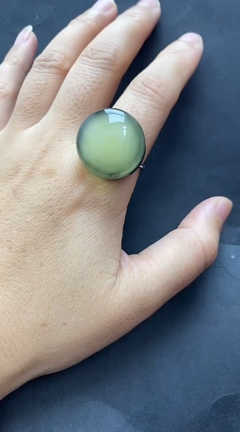 未镶嵌琥珀裸石戒指