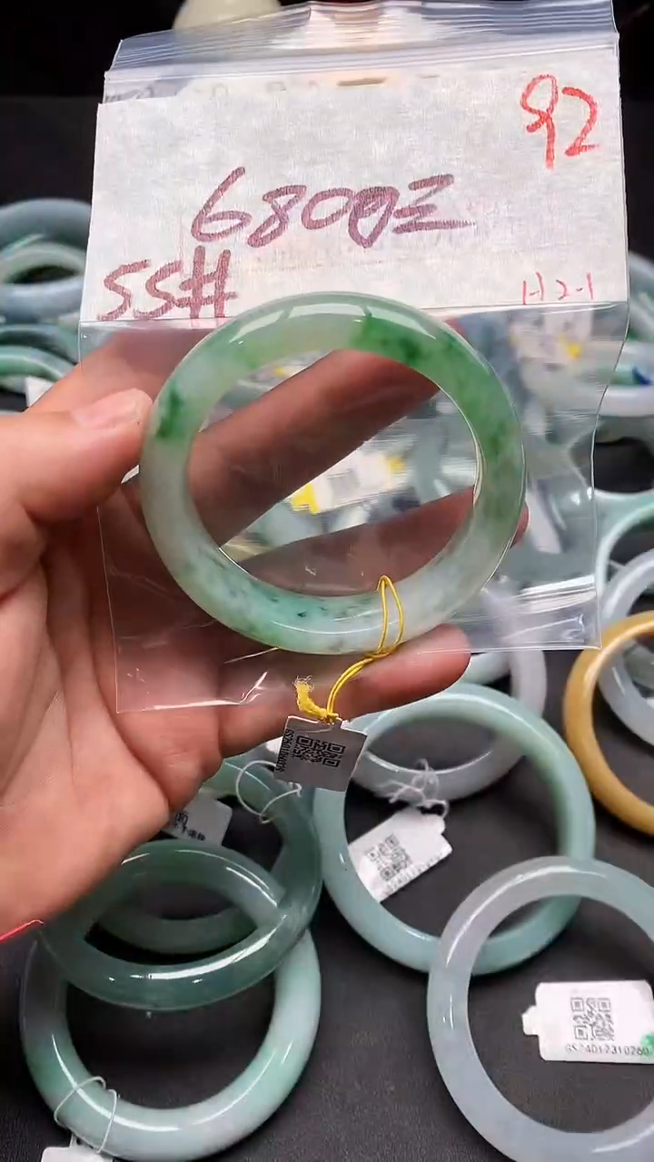 【闪购商品】定制翡翠未镶嵌毛货需精细抛光+多样性发货拍一发一