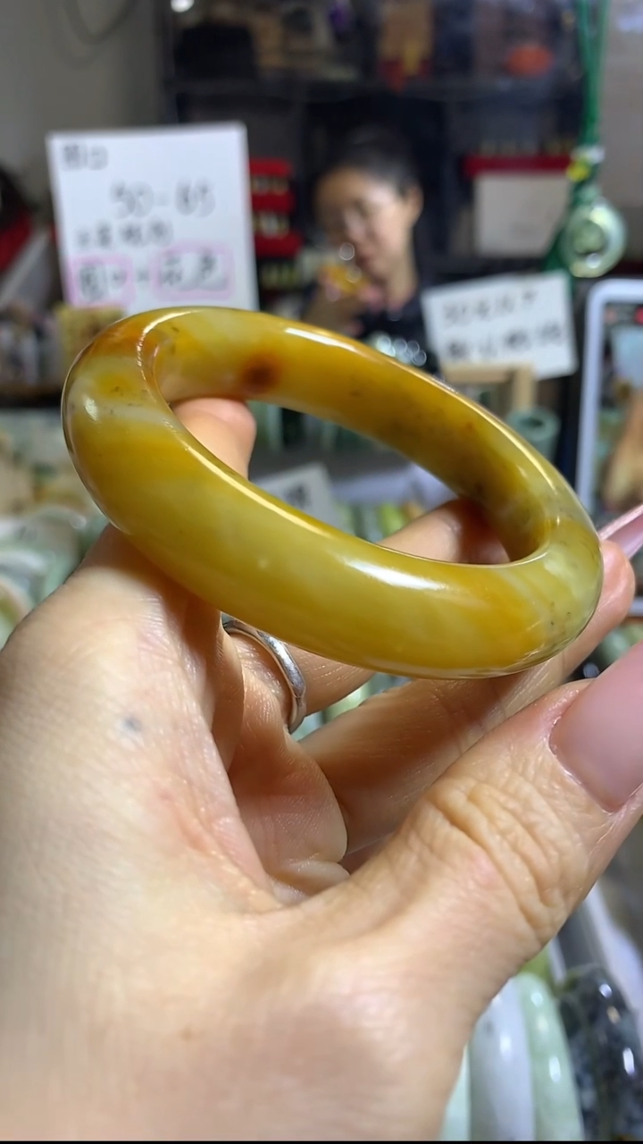 未镶嵌岫玉手镯55 56+ 包容