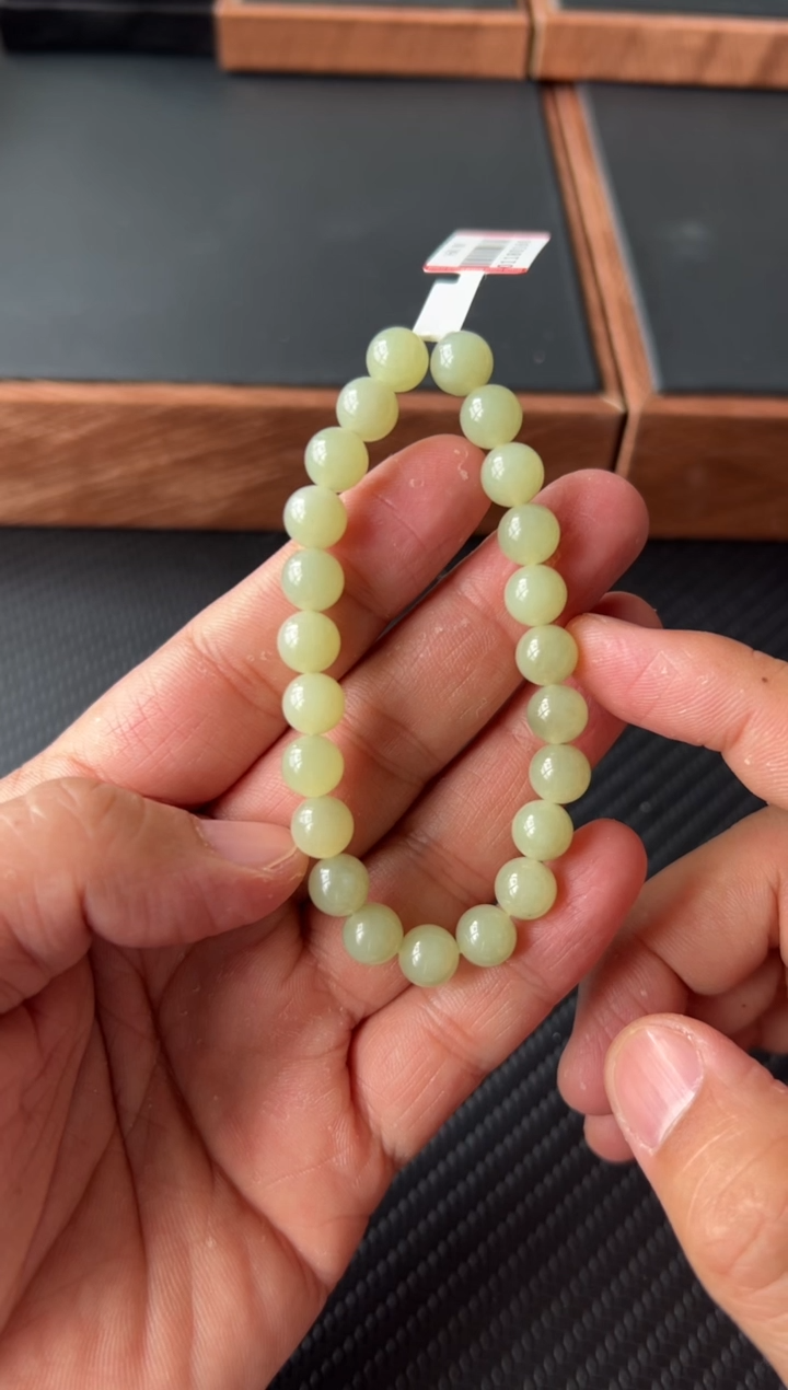 【闪购商品】和田玉手串未镶嵌若羌微色差卡8