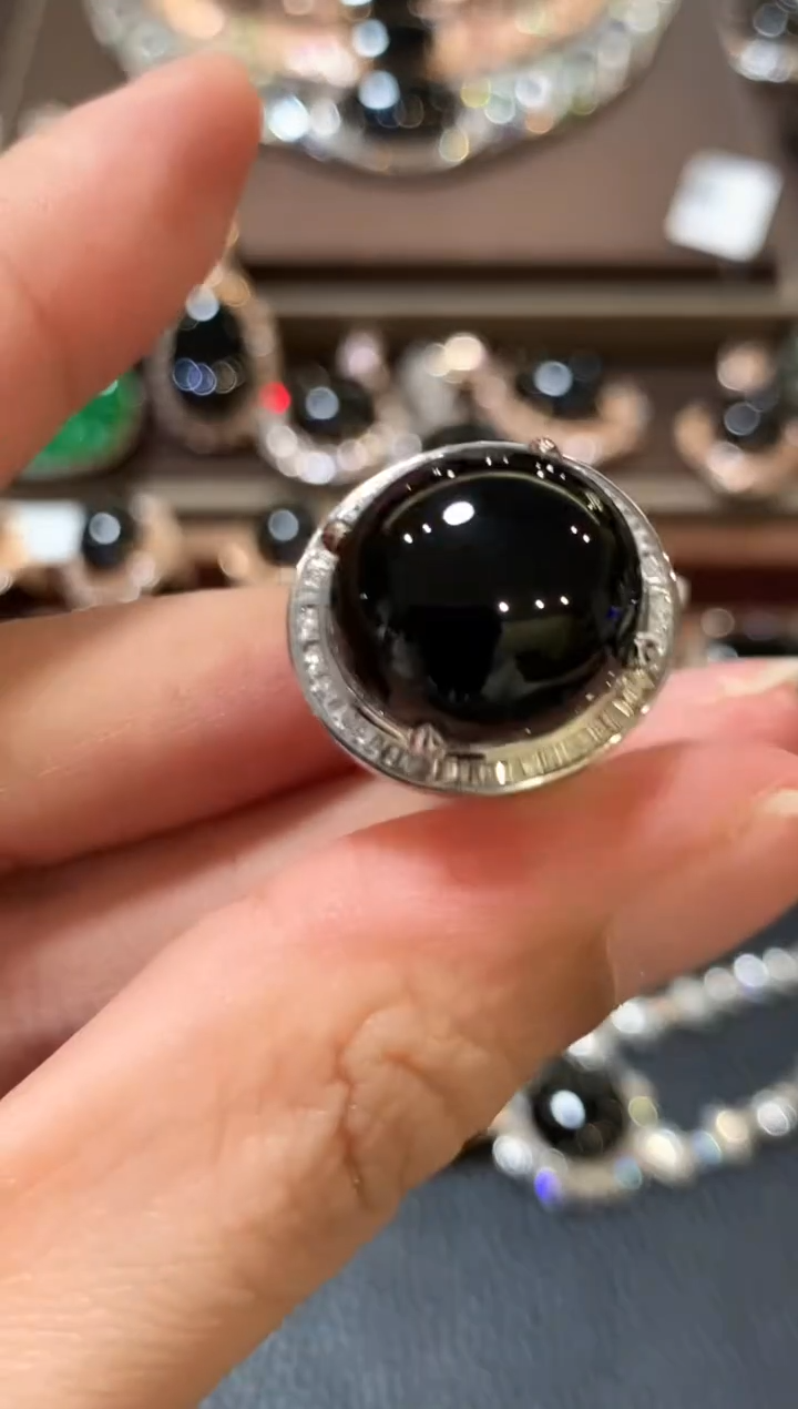 18K金镶嵌戒指翡翠m208  