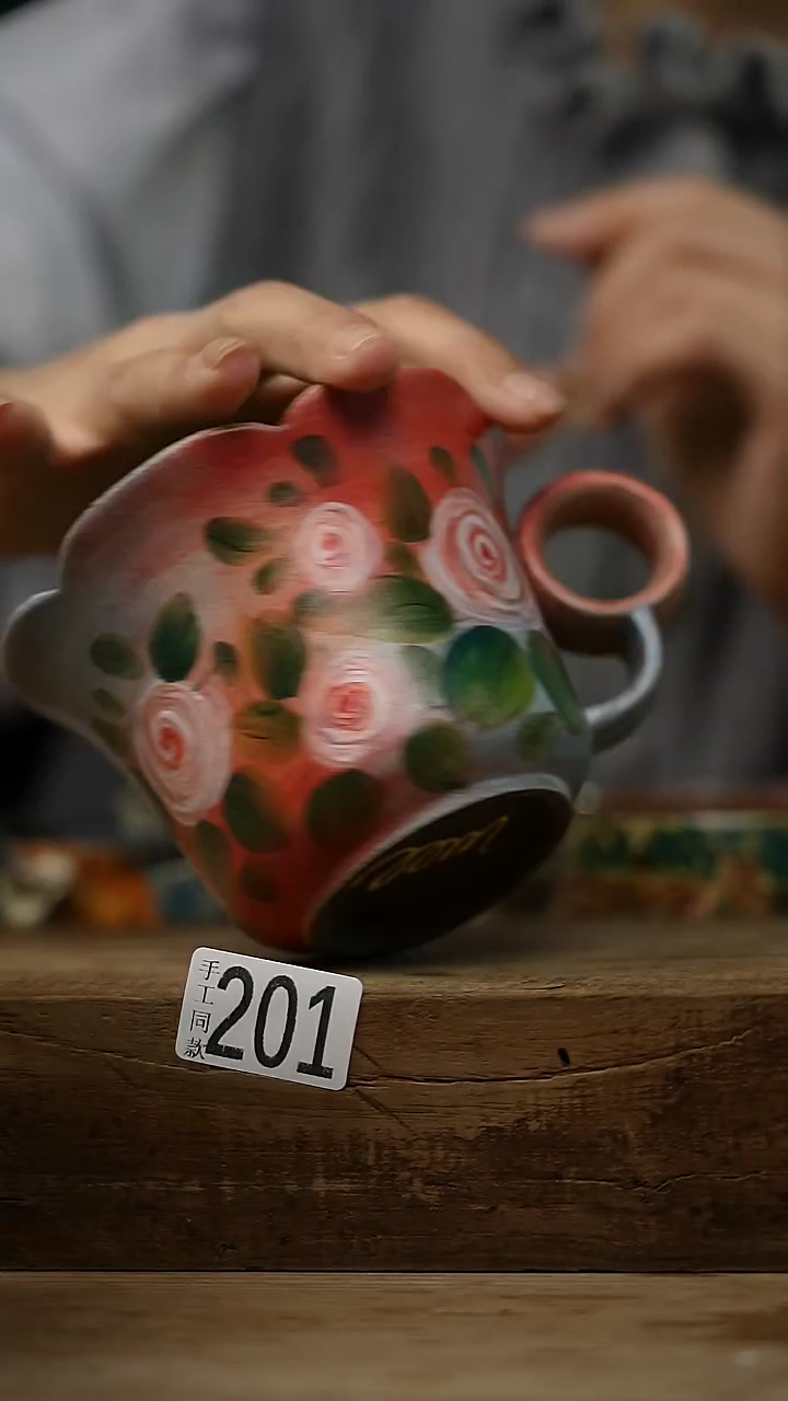 【闪购商品】瓷片新品！设计师款手绘/咖啡杯 羽川 