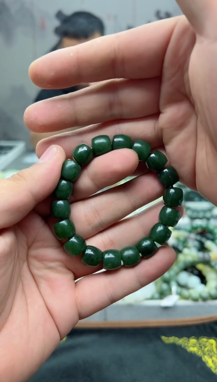 手串未镶嵌和田玉俄料碧玉12