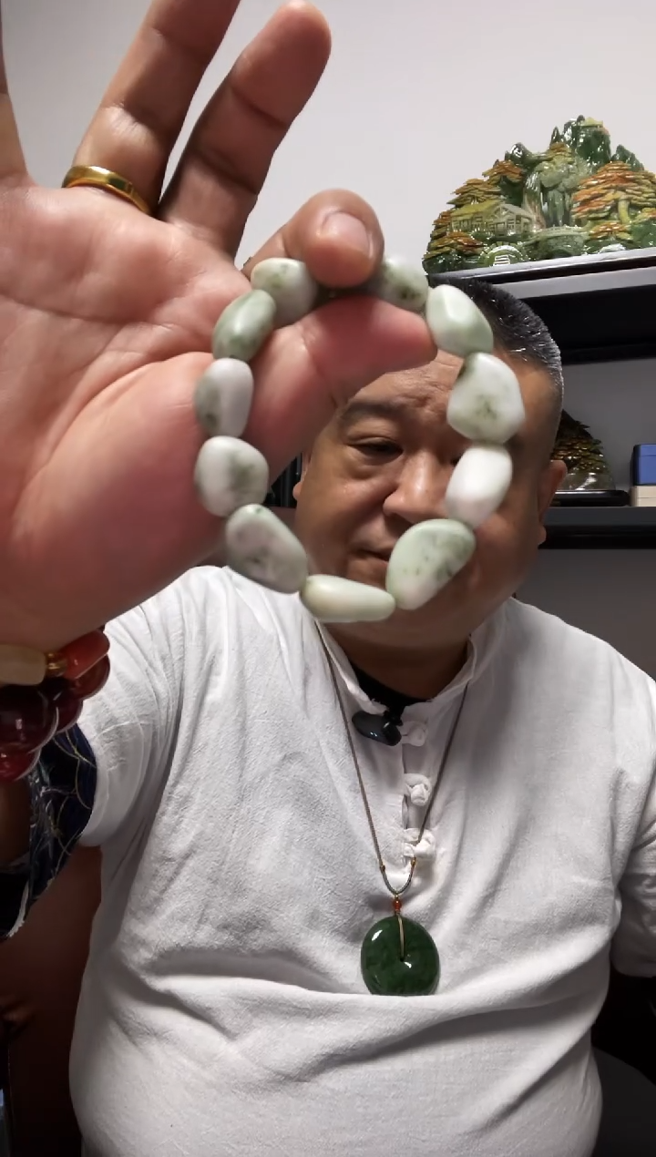 未镶嵌独山玉手串不规则手串