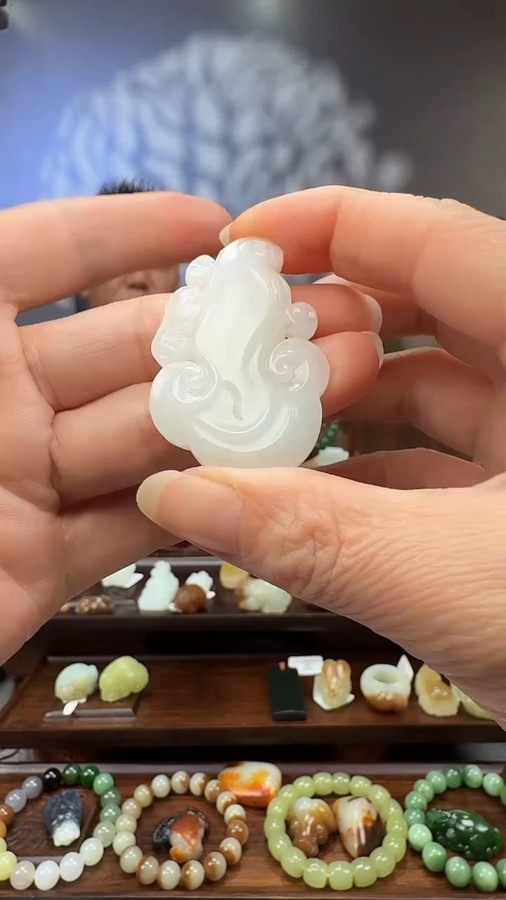 未镶嵌和田玉挂件吊坠