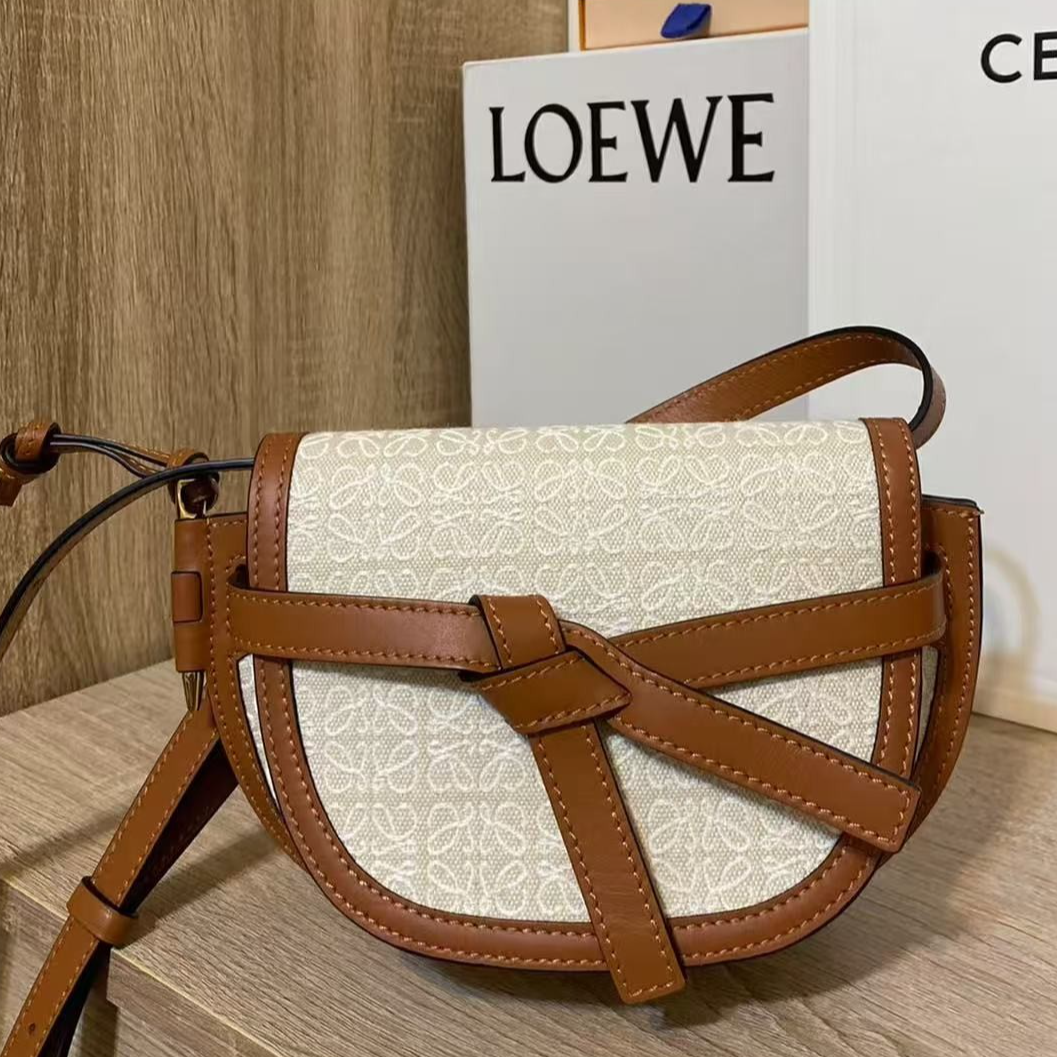 95新 YSL/圣罗兰 青奢荟/罗意威马鞍迷你斜挎包/91650