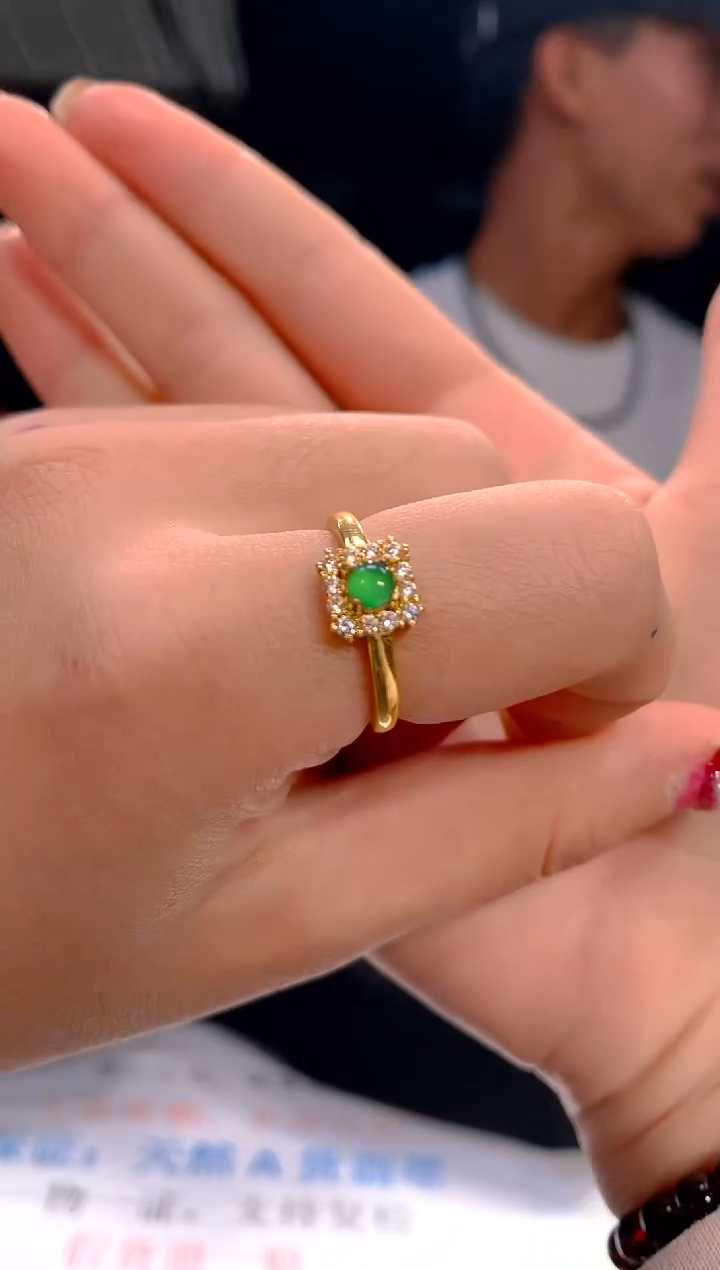 【闪购商品】定制翡翠未镶嵌45定制翡翠-多样性发货（发其一）