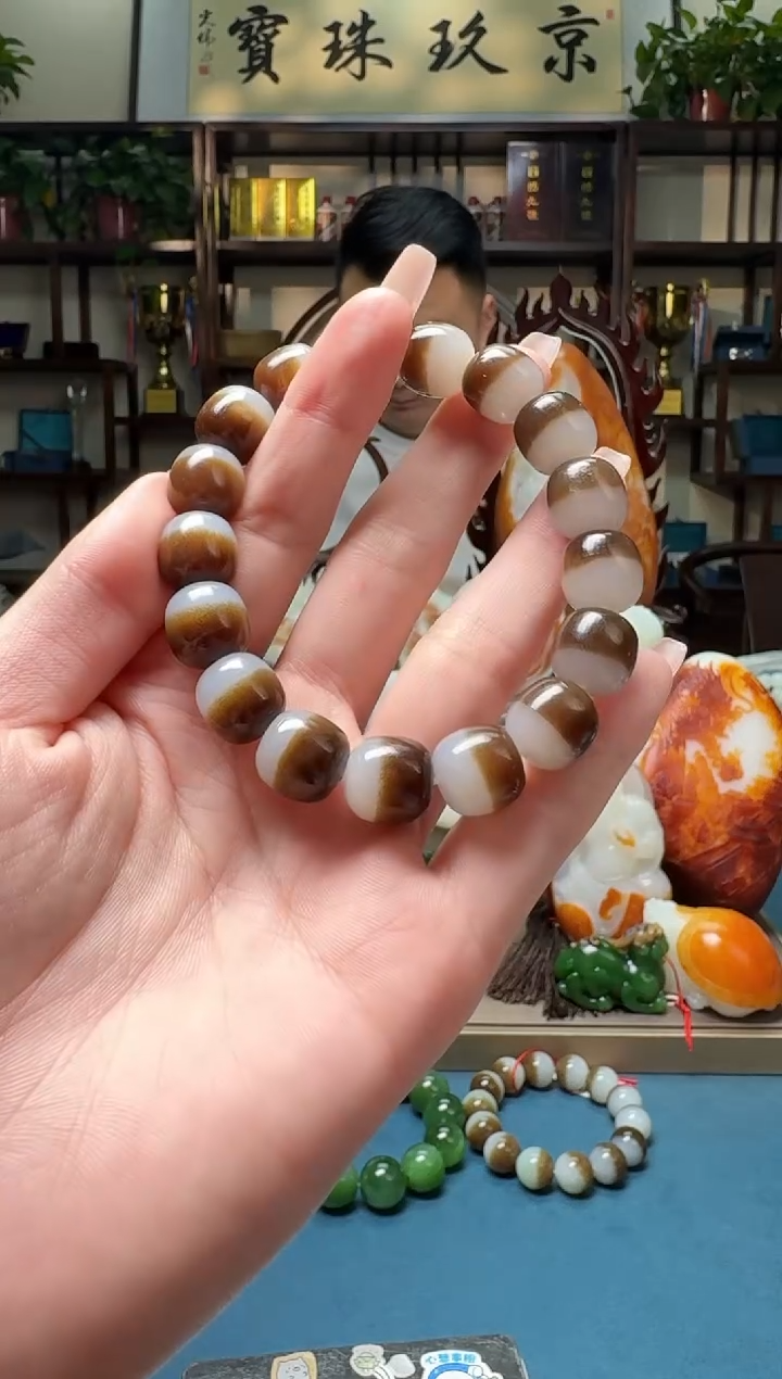 和田玉未镶嵌把件qmjs