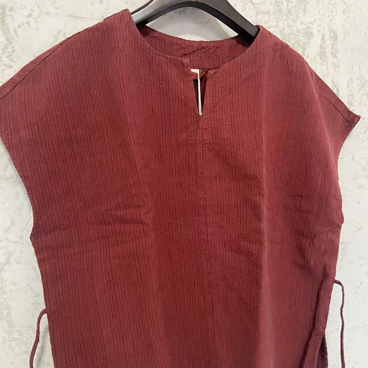 桑在云间  不言半袖土布衫