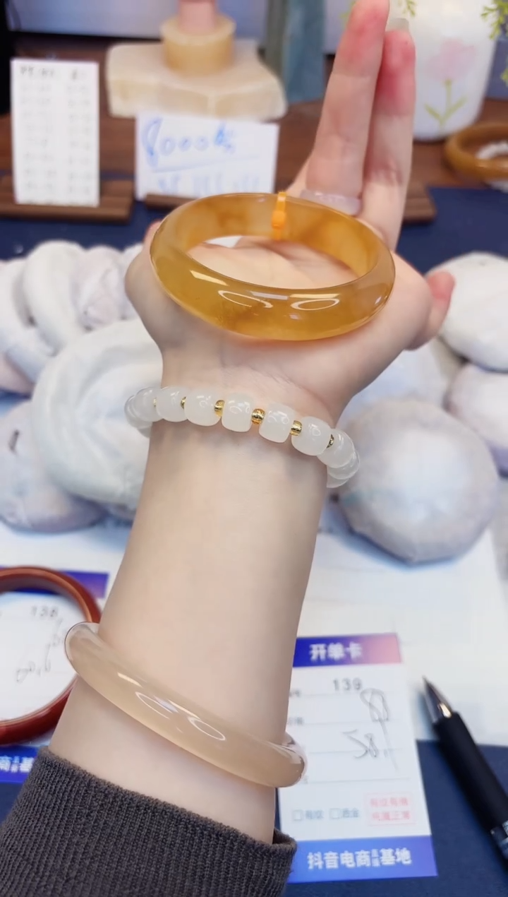 【闪购商品】石英质玉手镯未镶嵌139-财气镯-圈口58