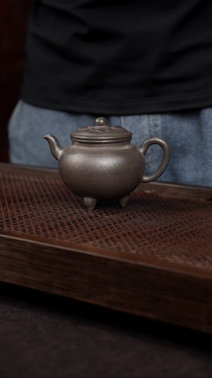 【闪购商品】紫砂茶壶岩中泥大彬如意