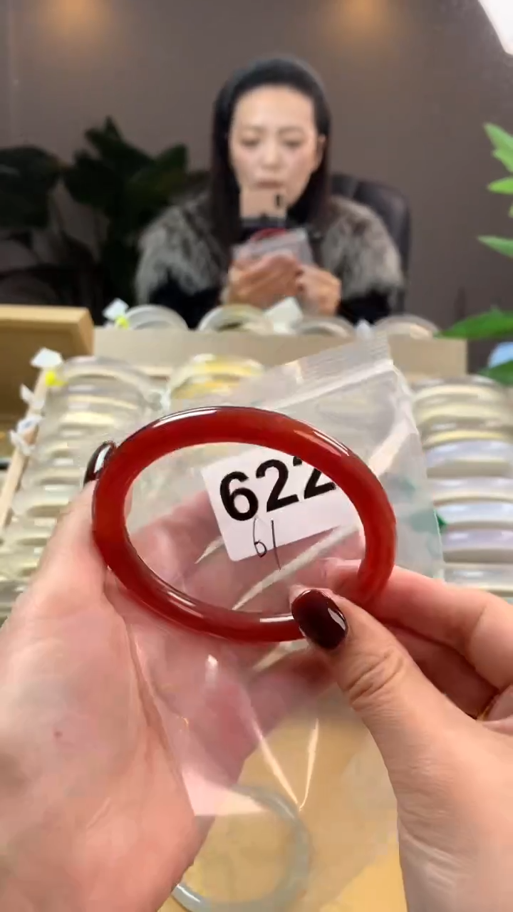 【闪购商品】玛瑙/玉髓手镯未镶嵌622