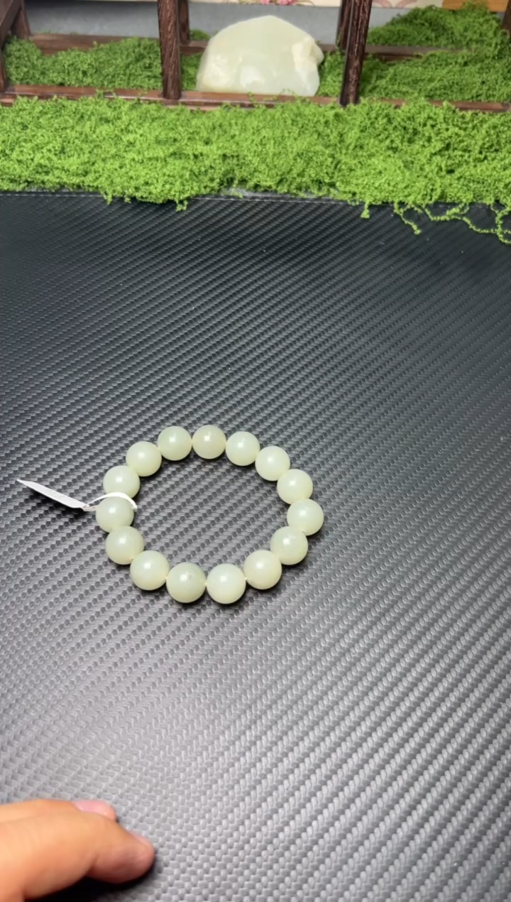 未镶嵌手串和田玉且末微色差近矿卡14