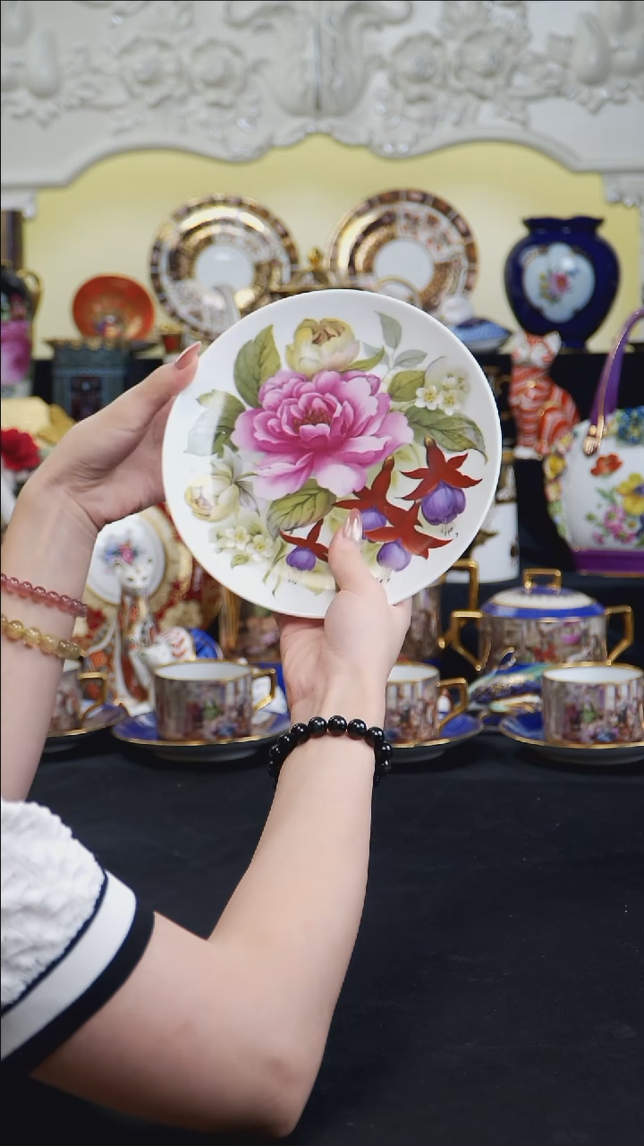 骨瓷婷婷中古瓷器如图所示05