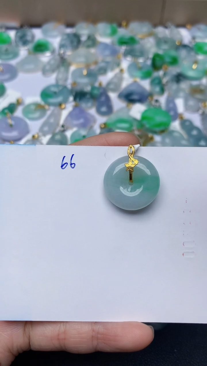 【闪购商品】翡翠颈饰18K金镶嵌天然翡翠A货